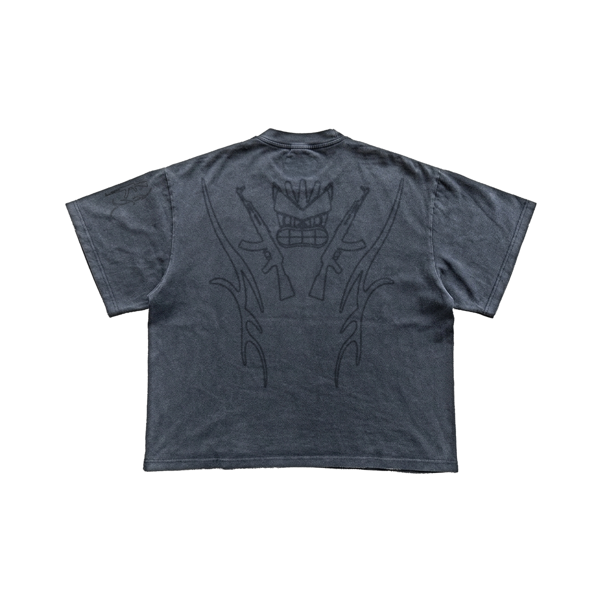 PRED47OR HEAVY TEE